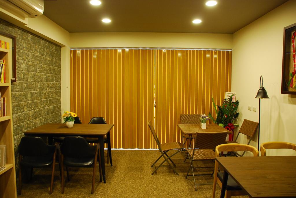 Taipei Livepal Hostel Exterior photo