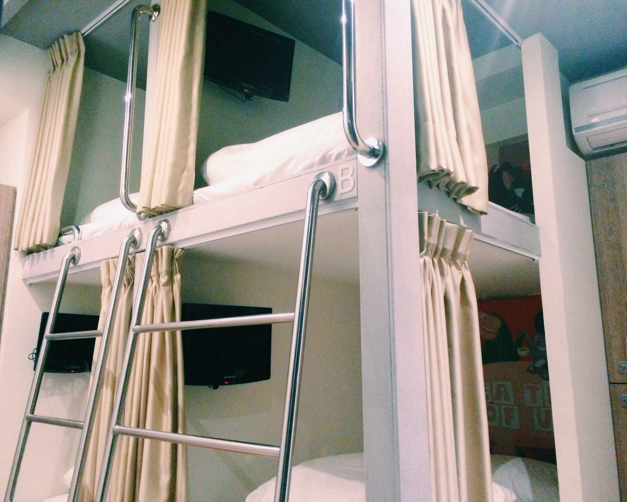 Taipei Livepal Hostel Exterior photo