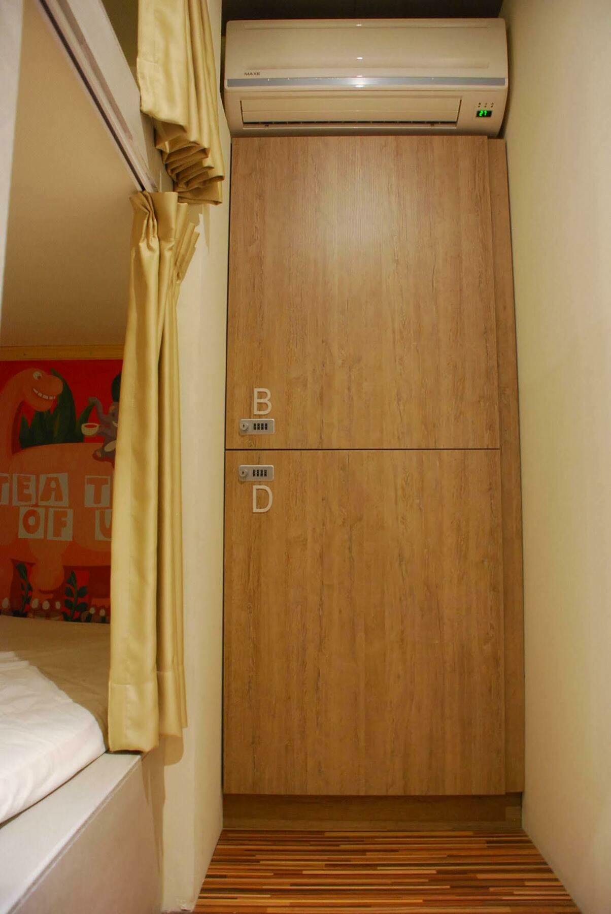 Taipei Livepal Hostel Exterior photo